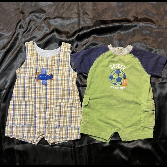 Carter's Other - Carters Boys Romper 2 piece set Sz. 12 months